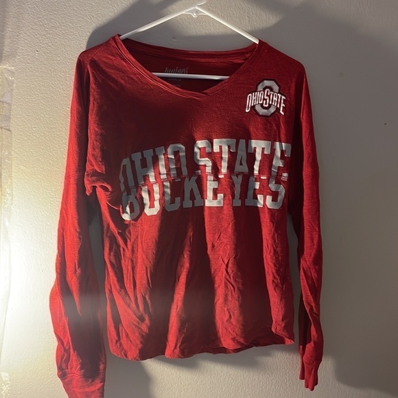 Medium juniors gen 2 Ohio state buckeyes red long sleeve shirt - Picture 1 of 3